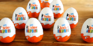 Упаковка игрушек в Kinder Joy в Rawa Mazowiecka (65 км от Лодзи, 80 км от Варшавы)